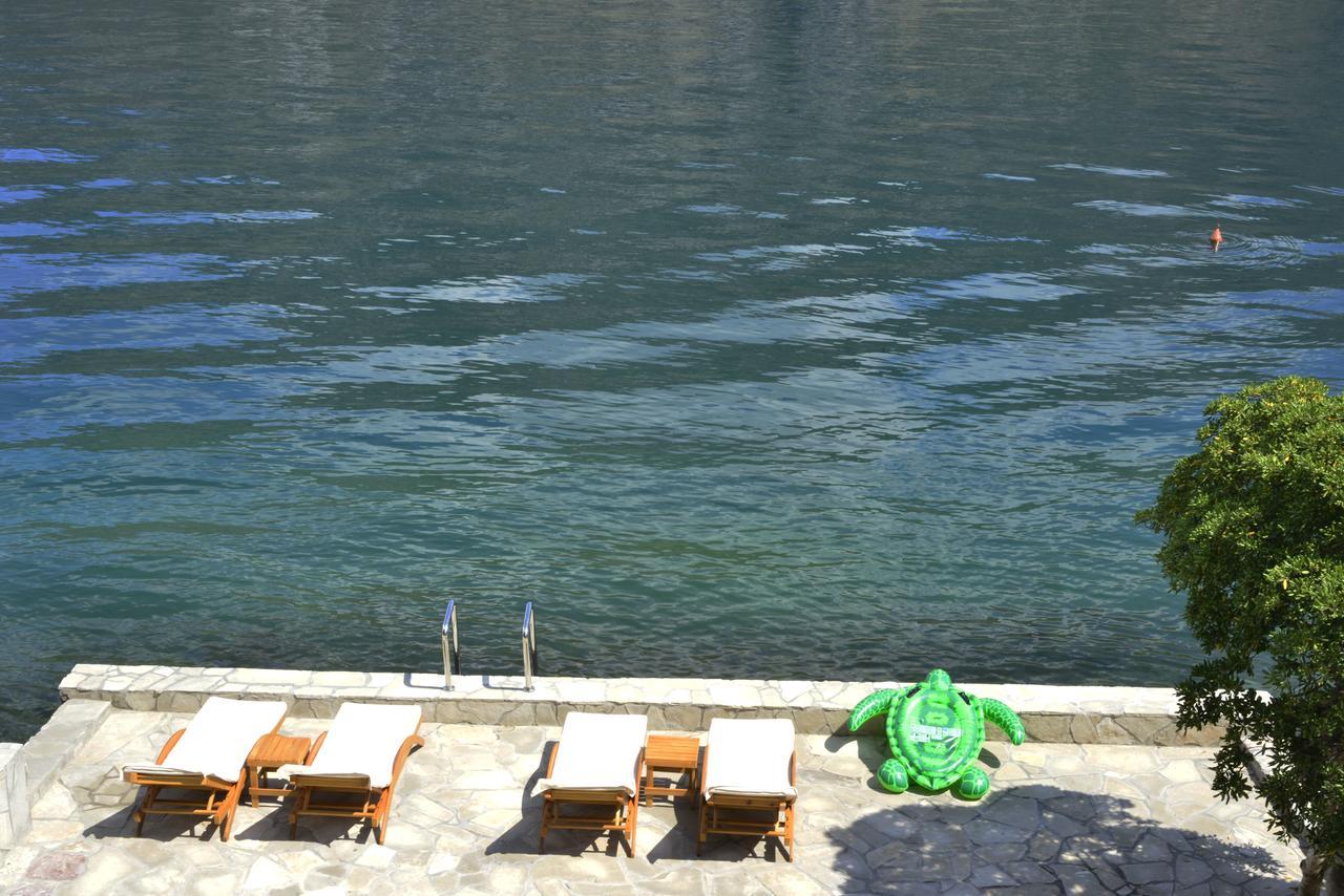 A Hundred Olive Trees Apartments Kotor Luaran gambar