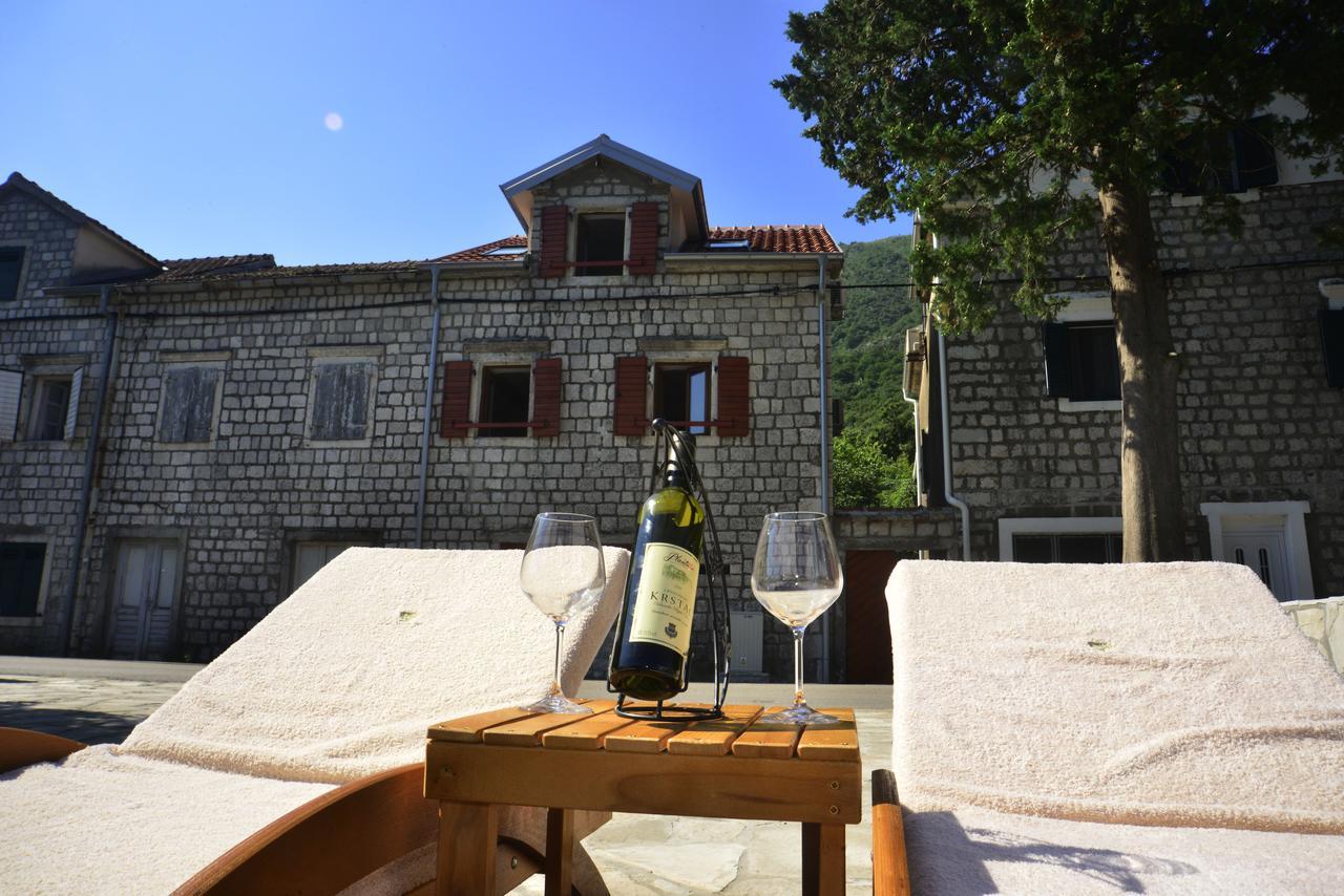 A Hundred Olive Trees Apartments Kotor Luaran gambar