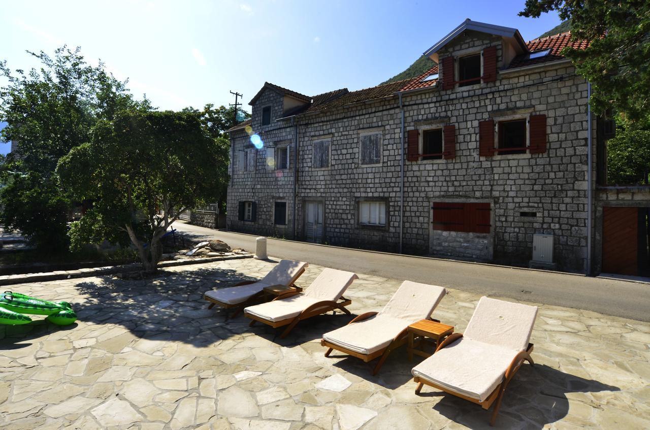 A Hundred Olive Trees Apartments Kotor Luaran gambar