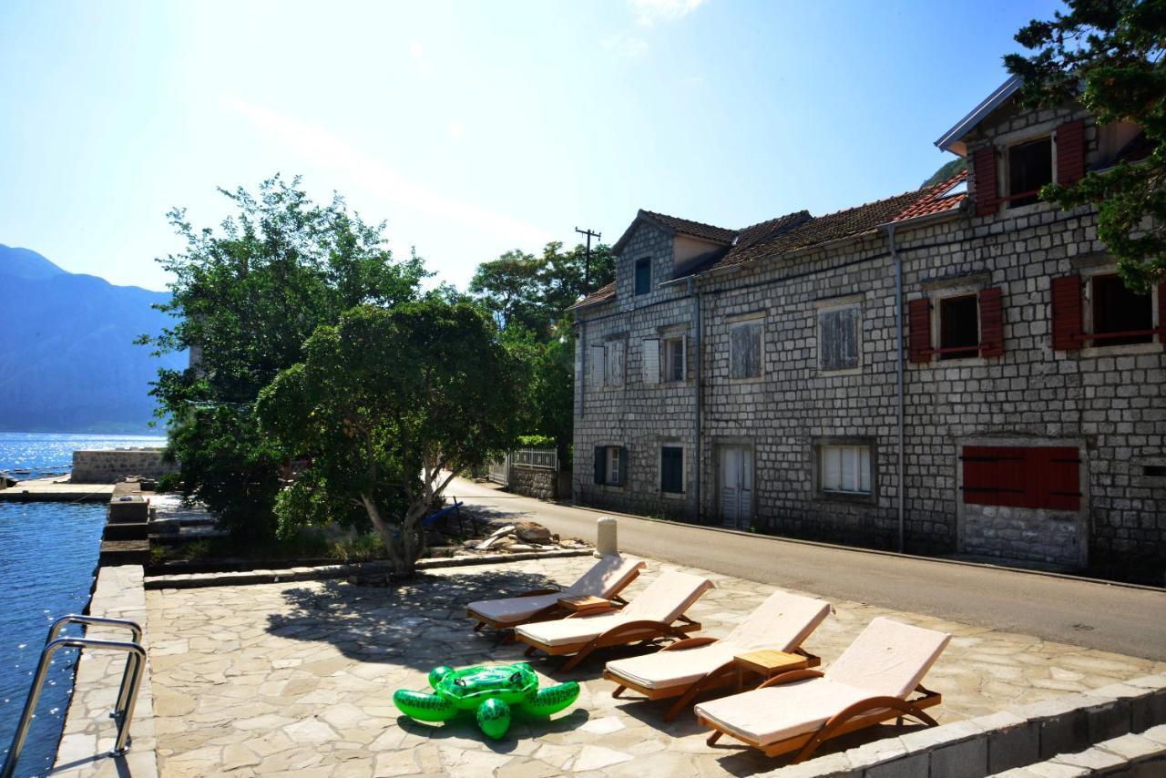 A Hundred Olive Trees Apartments Kotor Luaran gambar